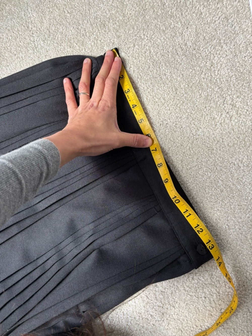 Vintage high waist Black Pleated Midi Skirt Size 10 Minimalist Classic A-Line - Picture 12 of 12